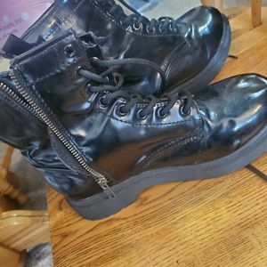 8 1/2 Mossimo Gothic Style Boots